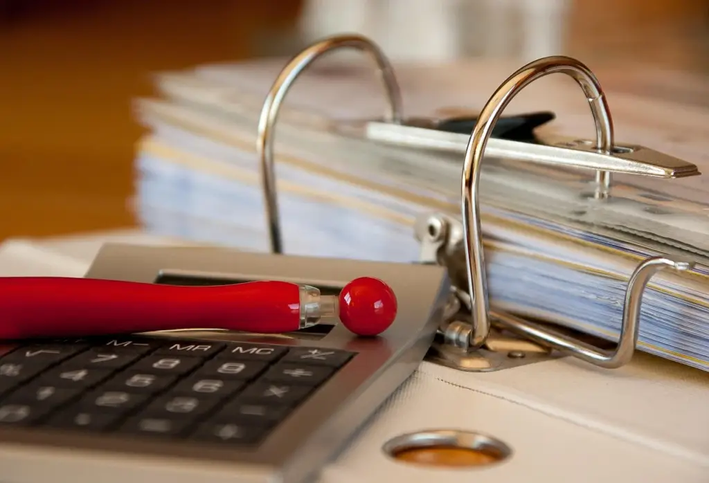An invoice document and calculator representing Billed ARR calculation